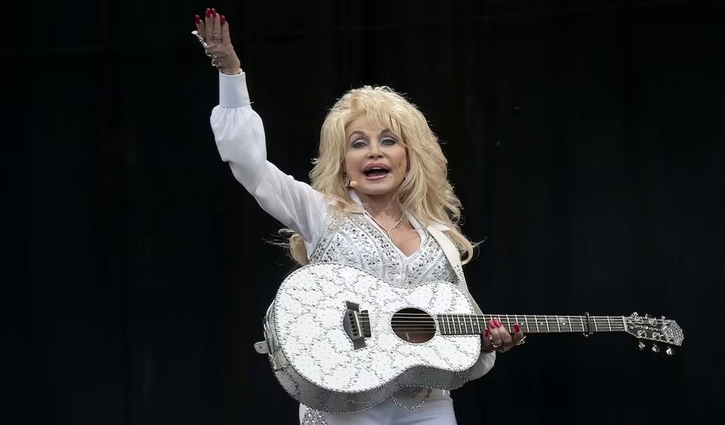 Murió Dolly Parton, la leyenda que convirtió al country en una música universal